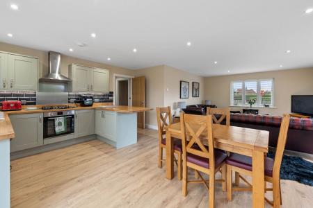 3 bedroom Detached bungalow for sale in Church Road, Friskney, PE22