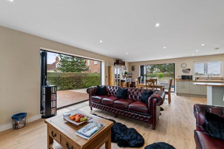 3 bedroom Detached bungalow for sale in Church Road, Friskney, PE22