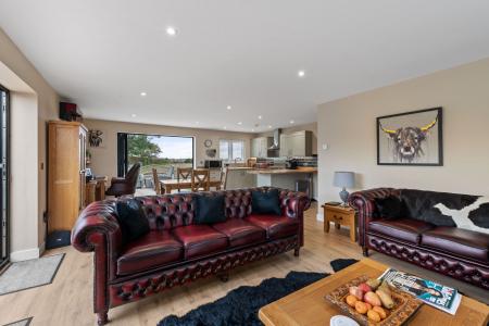 3 bedroom Detached bungalow for sale in Church Road, Friskney, PE22