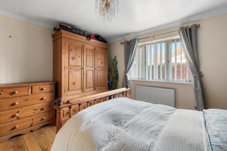 4 bedroom Detached bungalow for sale in Winston Drive, Skegness, PE25