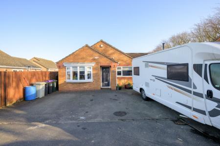 4 bedroom Detached bungalow for sale in Winston Drive, Skegness, PE25