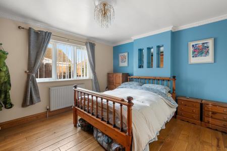 4 bedroom Detached bungalow for sale in Winston Drive, Skegness, PE25