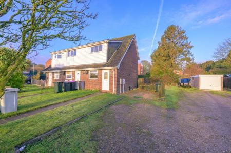 2 bedroom End of terrace house for sale in Chapman Avenue, Burgh Le Marsh, PE24