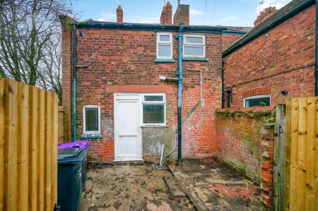 8 bedroom End of terrace house for sale in Wainfleet Road, Skegness, PE25