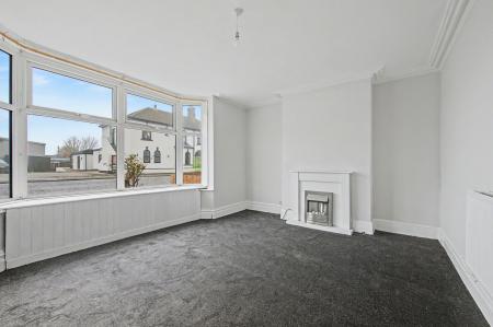 8 bedroom End of terrace house for sale in Wainfleet Road, Skegness, PE25