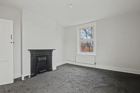 8 bedroom End of terrace house for sale in Wainfleet Road, Skegness, PE25