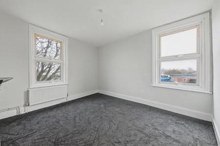 8 bedroom End of terrace house for sale in Wainfleet Road, Skegness, PE25