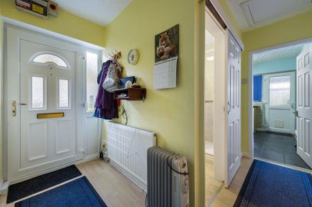 2 bedroom Semi-detached bungalow for sale in Laura Court, Ingoldmells, PE25