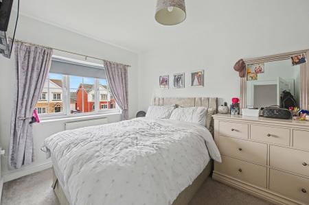 3 bedroom Terraced House for sale in Belton Park Road, Skegness, PE25