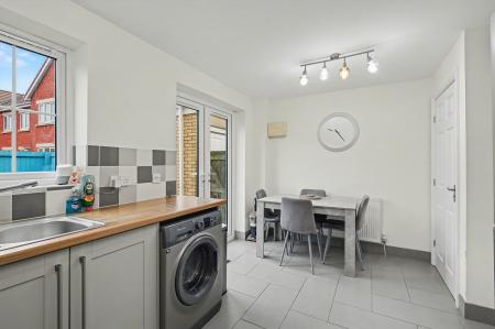 3 bedroom Terraced House for sale in Belton Park Road, Skegness, PE25