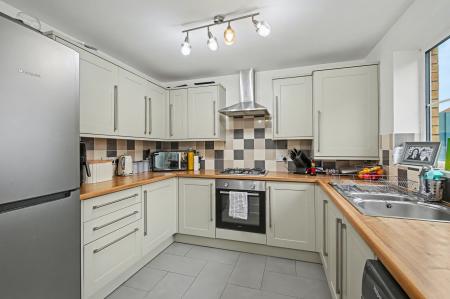 3 bedroom Terraced House for sale in Belton Park Road, Skegness, PE25