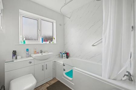 3 bedroom Detached bungalow for sale in Lumley Crescent, Skegness, PE25