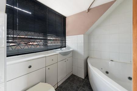 3 bedroom Detached house for sale in Hoylake Drive, Skegness, PE25