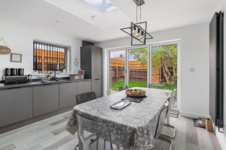 4 bedroom Detached bungalow for sale in Seacroft Road, Mablethorpe, LN12