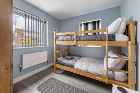 4 bedroom Detached bungalow for sale in Seacroft Road, Mablethorpe, LN12