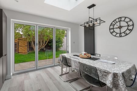 4 bedroom Detached bungalow for sale in Seacroft Road, Mablethorpe, LN12