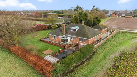 3 bedroom Detached bungalow for sale in Boston Road, Wainfleet St. Mary, PE24