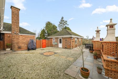 3 bedroom Detached bungalow for sale in Boston Road, Wainfleet St. Mary, PE24