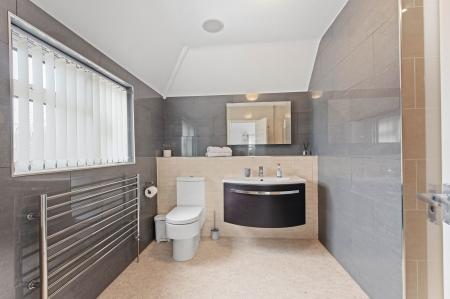 5 bedroom Detached house for sale in Norwood Road, Skegness, PE25