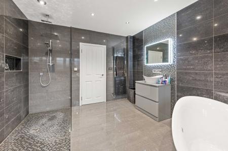 4 bedroom Detached house for sale in Beacon Way, Skegness, PE25