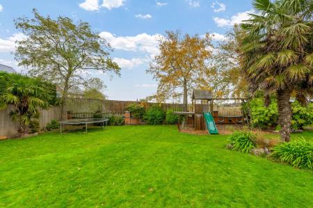 4 bedroom Detached house for sale in Beacon Way, Skegness, PE25