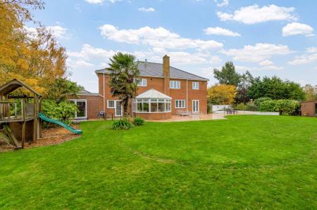 4 bedroom Detached house for sale in Beacon Way, Skegness, PE25