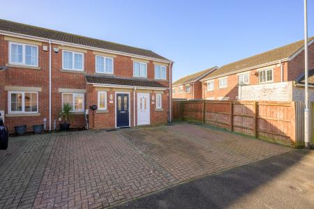 2 bedroom Terraced House for sale in Mulberry Way, Skegness, PE25
