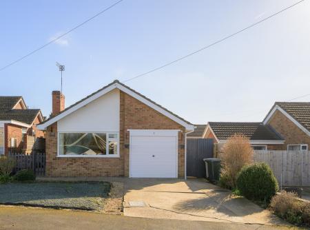 3 bedroom Detached bungalow for sale in St. Peters Close, Burgh Le Marsh, PE24