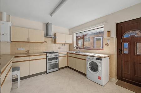 2 bedroom Detached bungalow for sale in Briar Way, Skegness, PE25