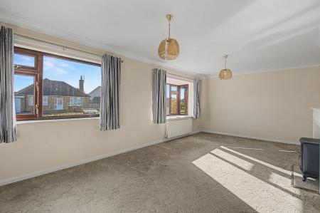 2 bedroom Detached bungalow for sale in Briar Way, Skegness, PE25