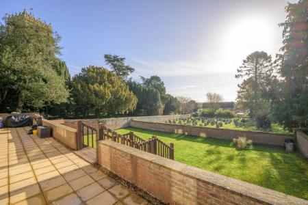 4 bedroom Detached house for sale in High Street, Burgh Le Marsh, PE24