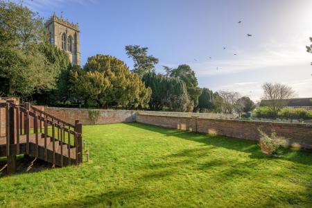 4 bedroom Detached house for sale in High Street, Burgh Le Marsh, PE24