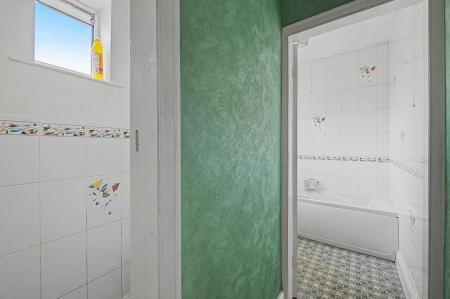 2 bedroom Semi-detached bungalow for sale in Croft Bank, Croft, PE24