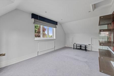 5 bedroom Detached house for sale in Sea Front Road, Skegness, PE25