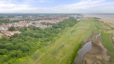 5 bedroom Detached house for sale in Sea Front Road, Skegness, PE25