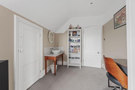 5 bedroom Detached house for sale in Sea Front Road, Skegness, PE25