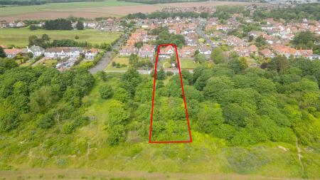 5 bedroom Detached house for sale in Sea Front Road, Skegness, PE25