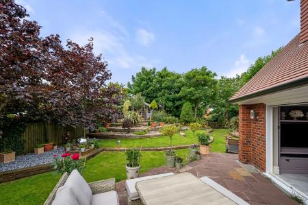 5 bedroom Detached house for sale in Sea Front Road, Skegness, PE25