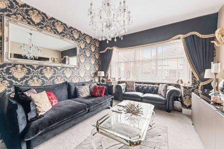 6 bedroom Detached house for sale in Glentworth Crescent, Skegness, PE25