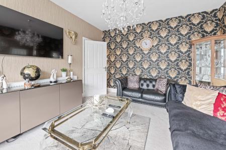 6 bedroom Detached house for sale in Glentworth Crescent, Skegness, PE25