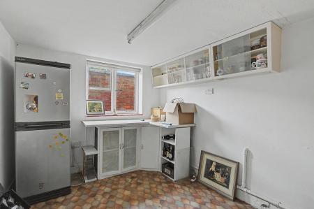 6 bedroom Detached house for sale in Station Road, Burgh Le Marsh, PE24