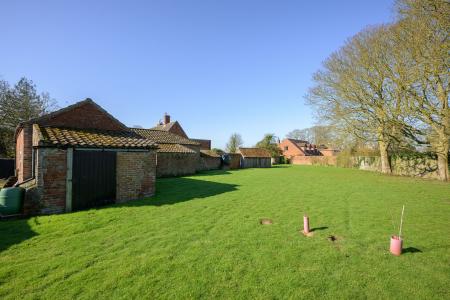 6 bedroom Detached house for sale in Station Road, Burgh Le Marsh, PE24