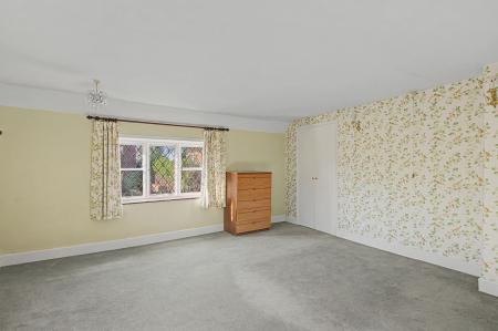 6 bedroom Detached house for sale in Station Road, Burgh Le Marsh, PE24