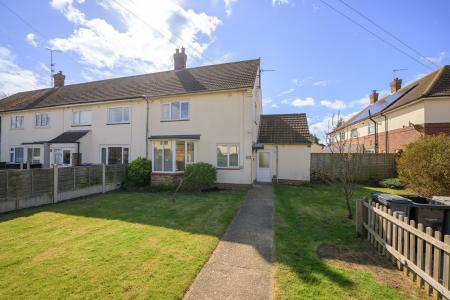 3 bedroom End of terrace house for sale in Morris Gardens, Skegness, PE25