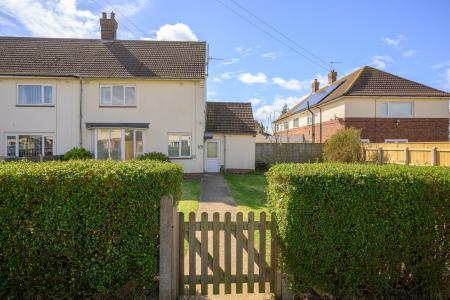 3 bedroom End of terrace house for sale in Morris Gardens, Skegness, PE25