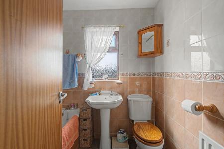 3 bedroom Semi-detached house for sale in Ramsay Close, Skegness, PE25