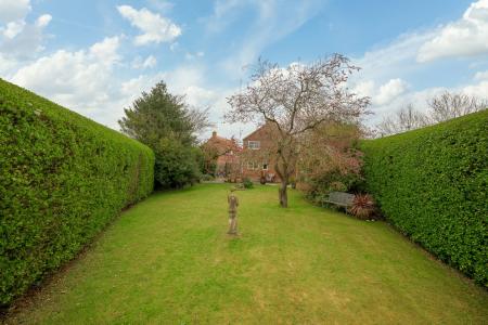 2 bedroom Detached house for sale in Chapel Lane, Friskney, PE22