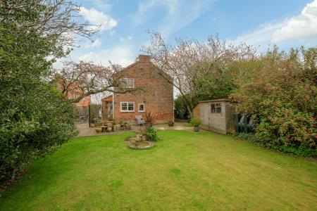 2 bedroom Detached house for sale in Chapel Lane, Friskney, PE22