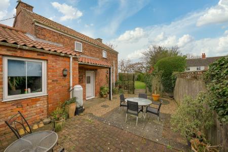 2 bedroom Detached house for sale in Chapel Lane, Friskney, PE22