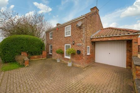 2 bedroom Detached house for sale in Chapel Lane, Friskney, PE22